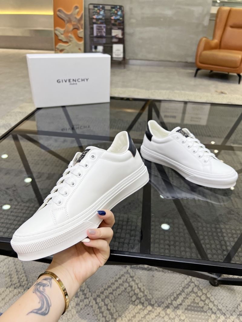 Givenchy Sneakers